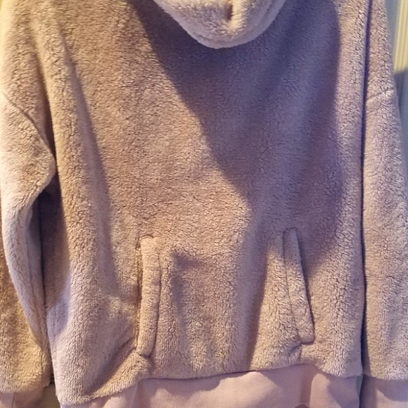 Plush fuzzy cowl neck sweater pouch pockets pink - Picture 1 of 7